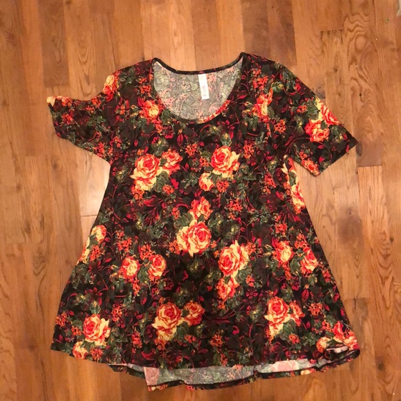 Perfect T top. - Picture 1 of 3